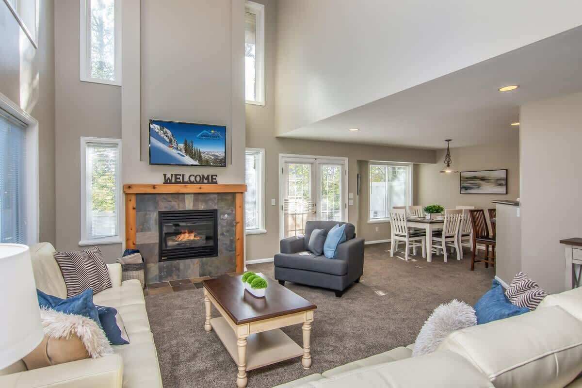 TV, videospill og kontorer