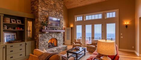 TV, fireplace, video games, DVD player