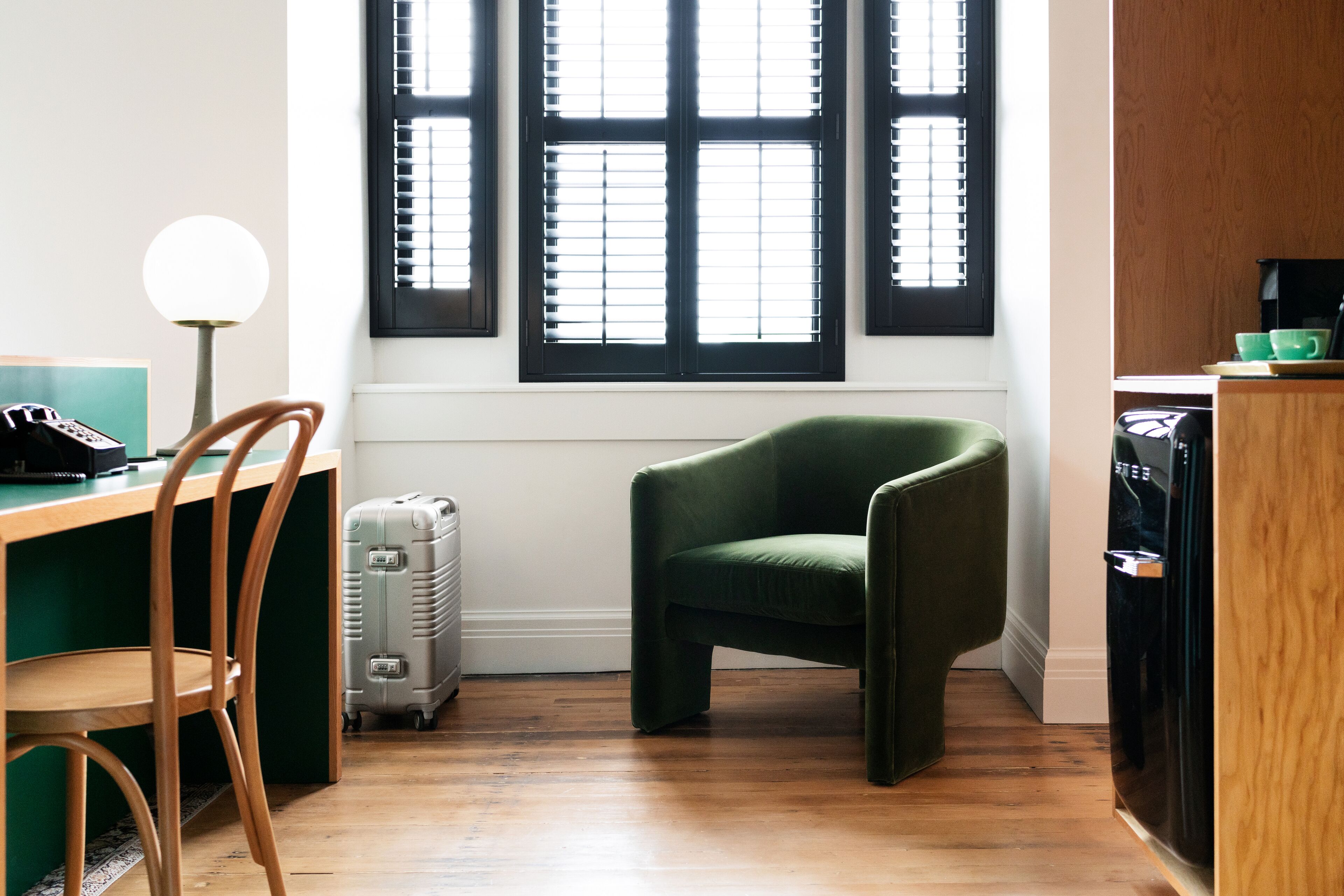 1 bedroom, frette italian sheets, premium bedding, minibar