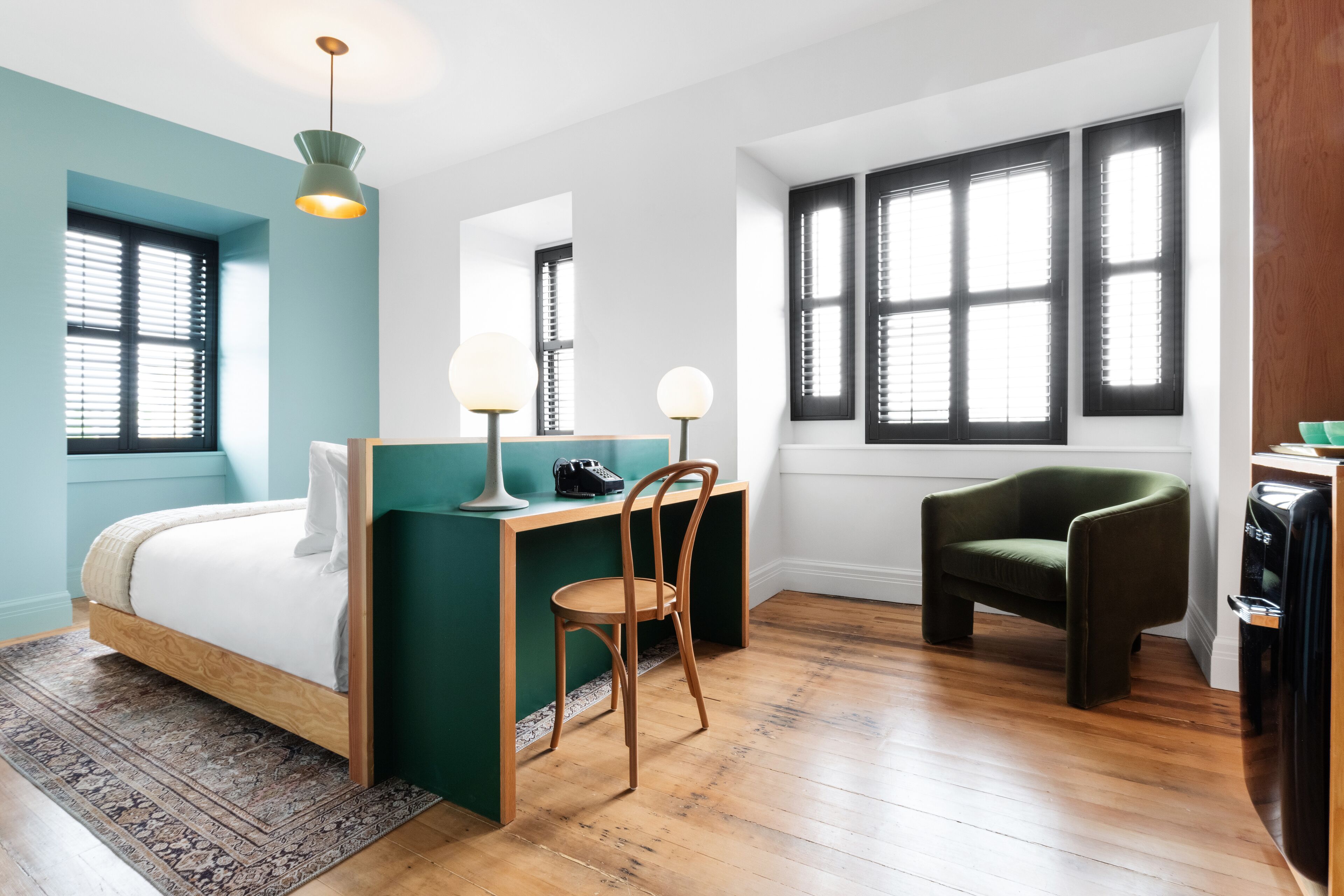 1 bedroom, frette italian sheets, premium bedding, minibar