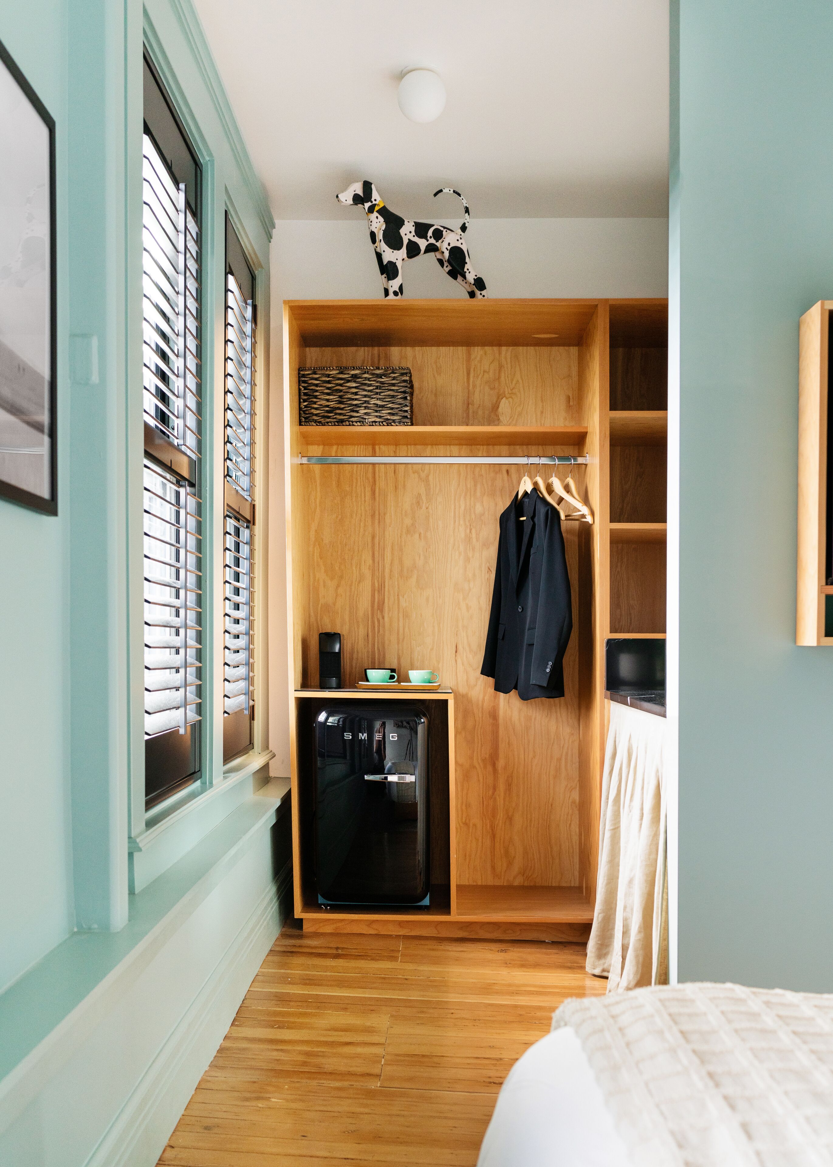 1 bedroom, frette italian sheets, premium bedding, minibar