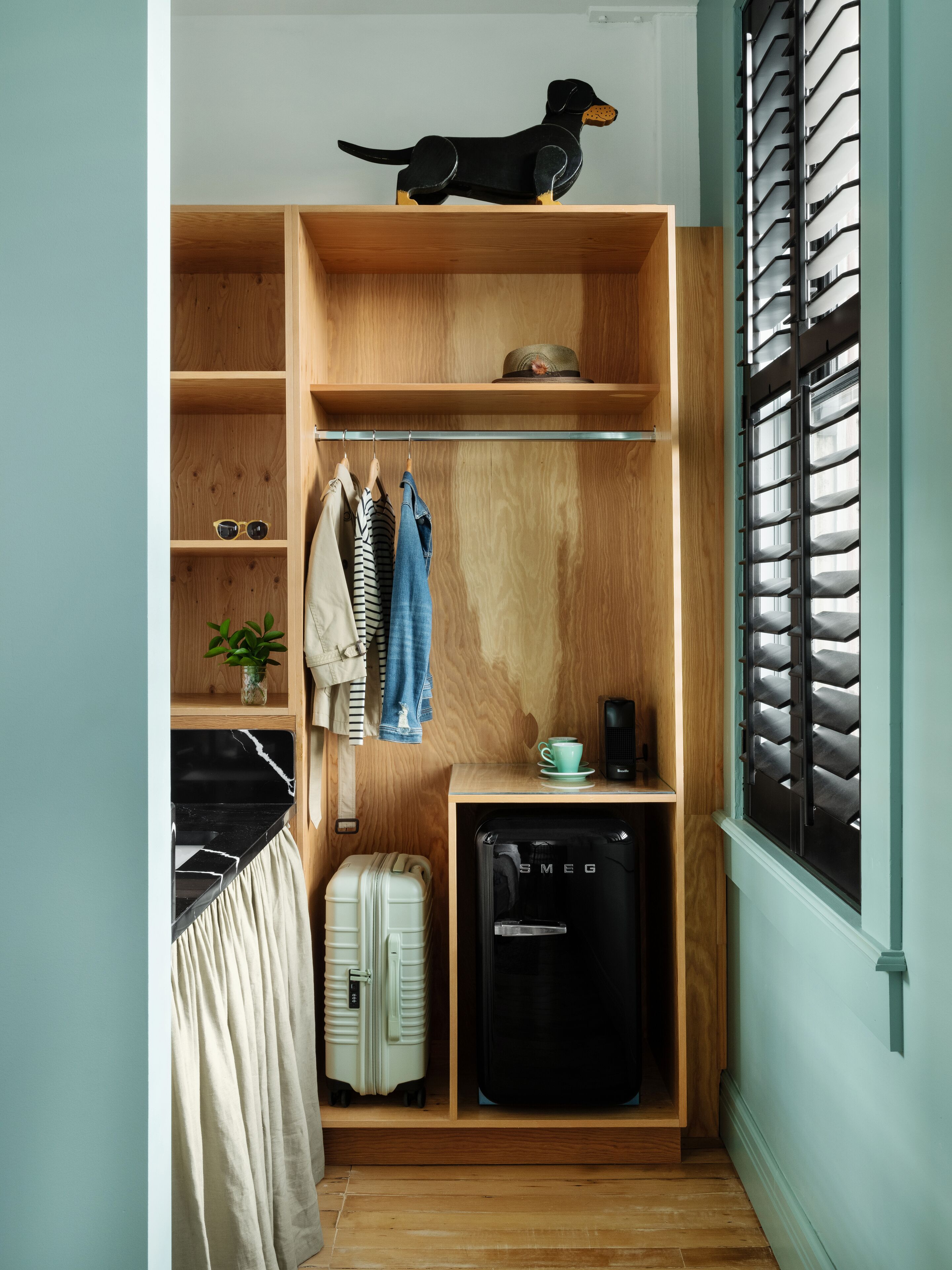 1 bedroom, frette italian sheets, premium bedding, minibar