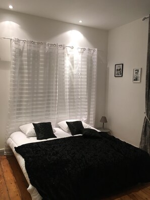 Comfort Apartment, Ensuite, Park View (Hommage) | 1 bedroom, WiFi - L'hommage (Sarlat-la-Canéda)