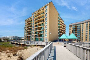 Exterior - Sea Colony Ocean 4th floor condo with gym, sauna, & balcony (Bethany Beach)