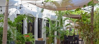 202 Junior Suite w/balcony & living area.