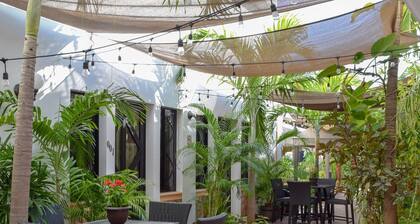 202 Junior Suite w/balcony & living area.