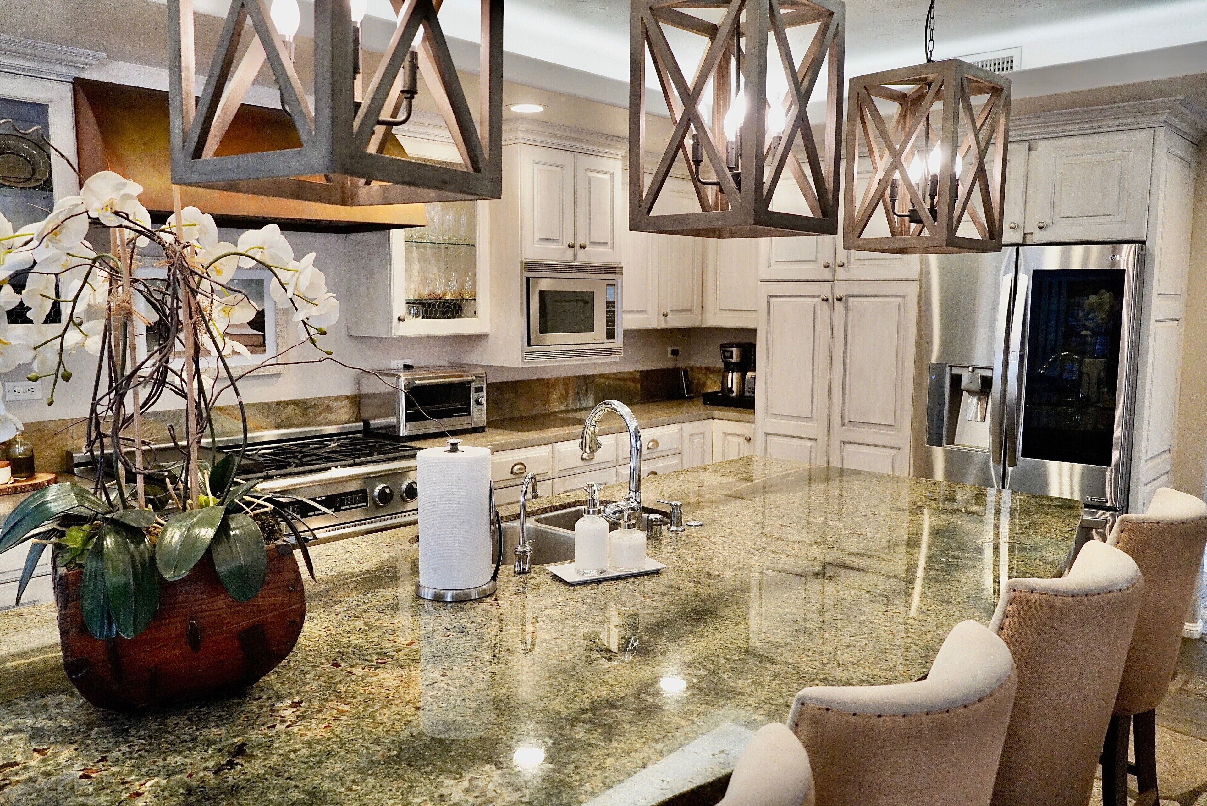 Thyme in the Pines country living for large families or groups. 