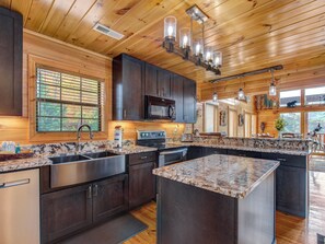 Studio (4 Bedrooms) | Property amenity - Bear's Eye View by Jackson Mountain Rentals (Gatlinburg)