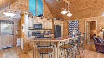 Studio (4 Bedrooms) | Property amenity