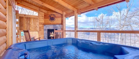 Studio (2 Bedrooms) | Property amenity