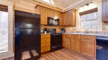 Studio (2 Bedrooms) | Property amenity