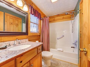 开间 (3 Bedrooms) | 住宿服务设施