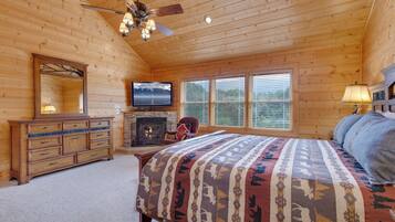 Studio (4 Bedrooms) | Property amenity