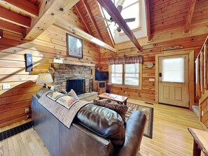 Studio (2 Bedrooms) | Property amenity - Cherished Memories by Jackson Mountain Rentals (Gatlinburg)