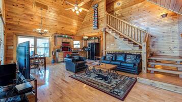 Studio (3 Bedrooms) | Property amenity