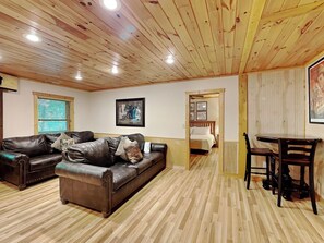 Studio (6 Bedrooms) | Property amenity - Big Bear 2 (Gatlinburg)