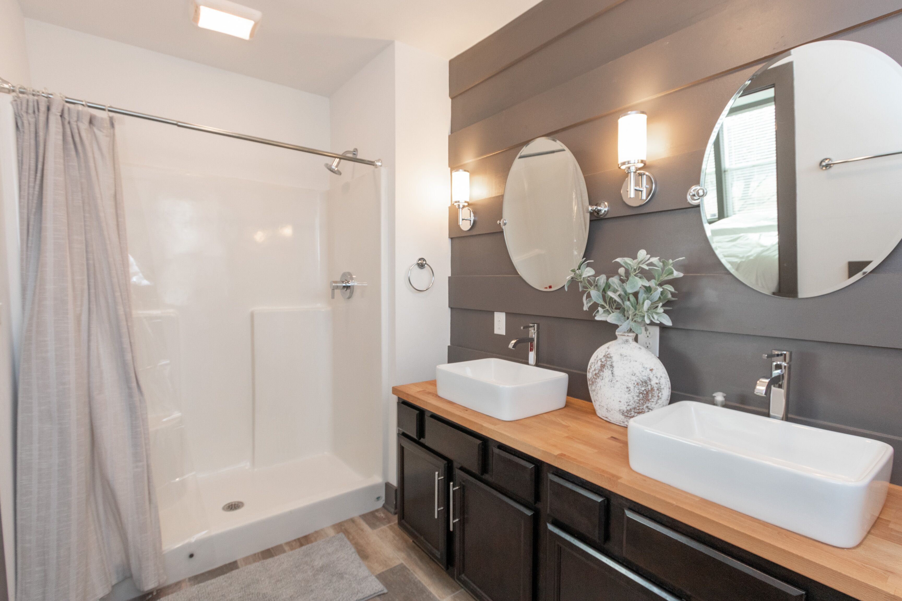 Modern Home in a prestigious downtown neighborhood