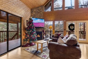 Studio (2 Bedrooms) | Property amenity - Dreams & Streams by Jackson Mountain Rentals (Gatlinburg)
