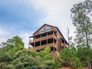 Studio (5 Bedrooms) | Property amenity - Destiny's Heavenly View by Jackson Mountain Rentals (Gatlinburg)