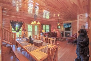 Studio (5 Bedrooms) | Property amenity