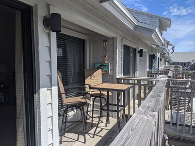 1bd-1bath-sleep4-Townhome 1804 E Gulf Beach Dr Unit K-12-nice gulf view-pool