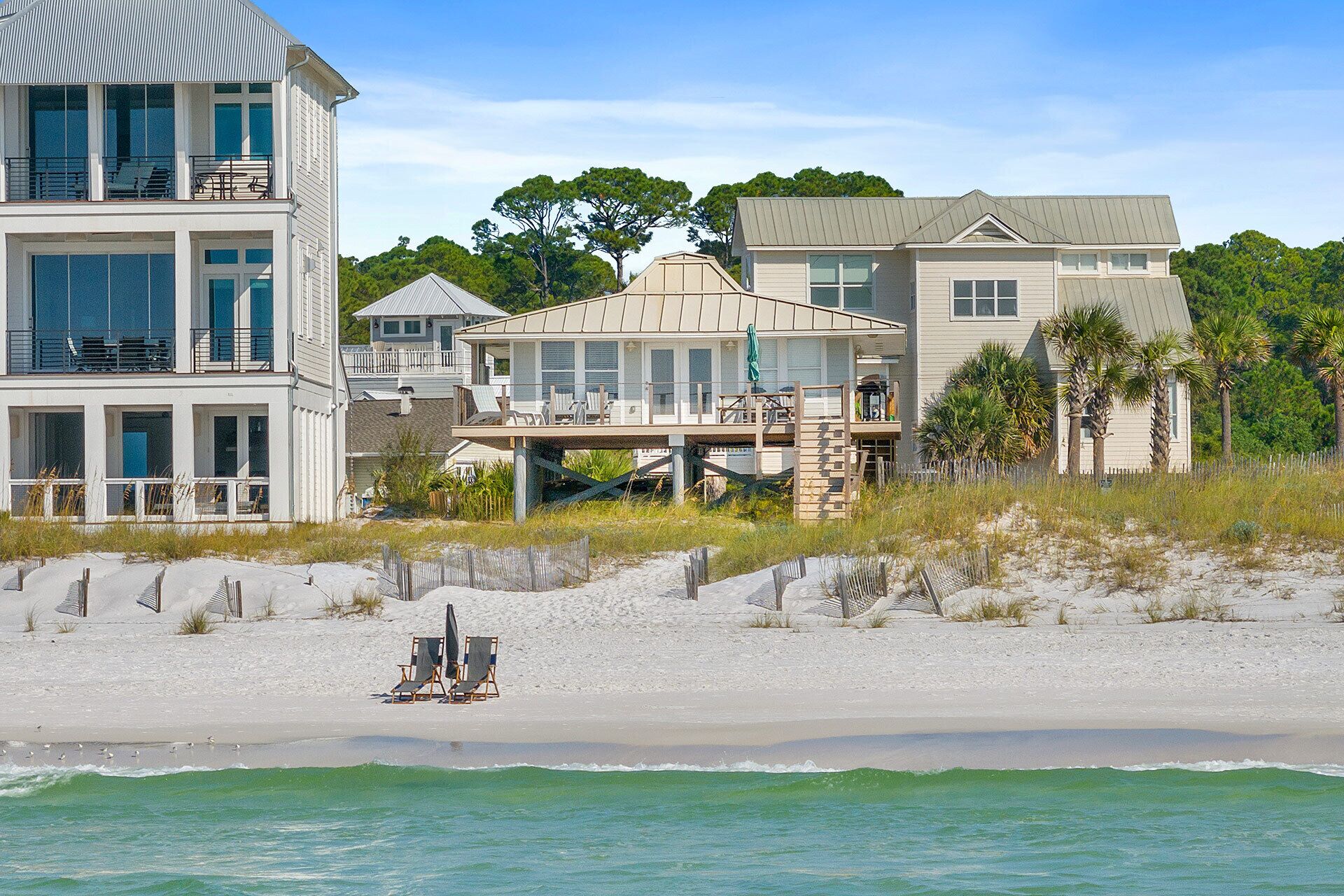 Goodnight Dune - Gulf Front, 30A, Newly Renovated, Comp Bikes + Beach Service!