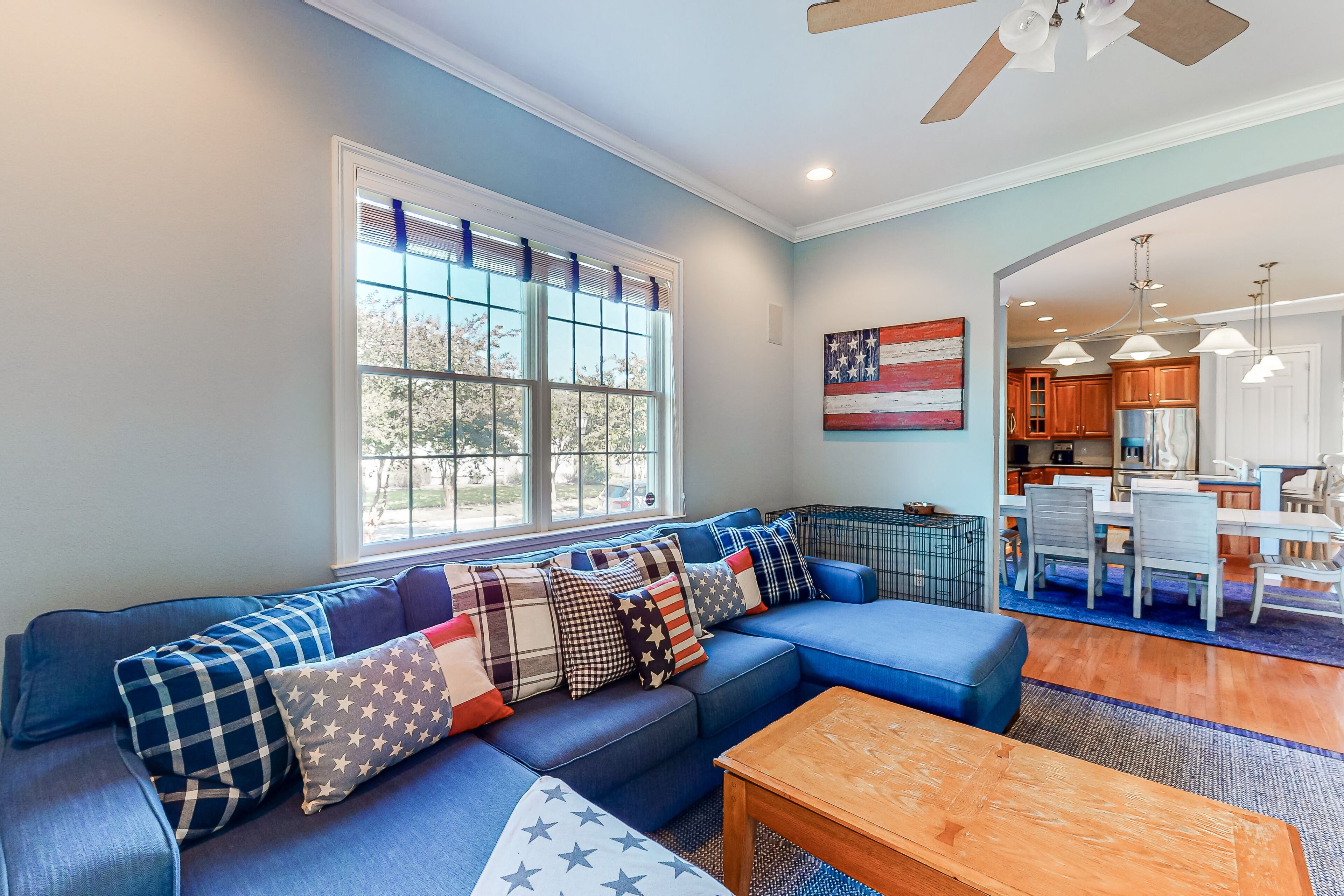 Bayside Resort house w/ tennis/basketball court, shared sauna, & board games