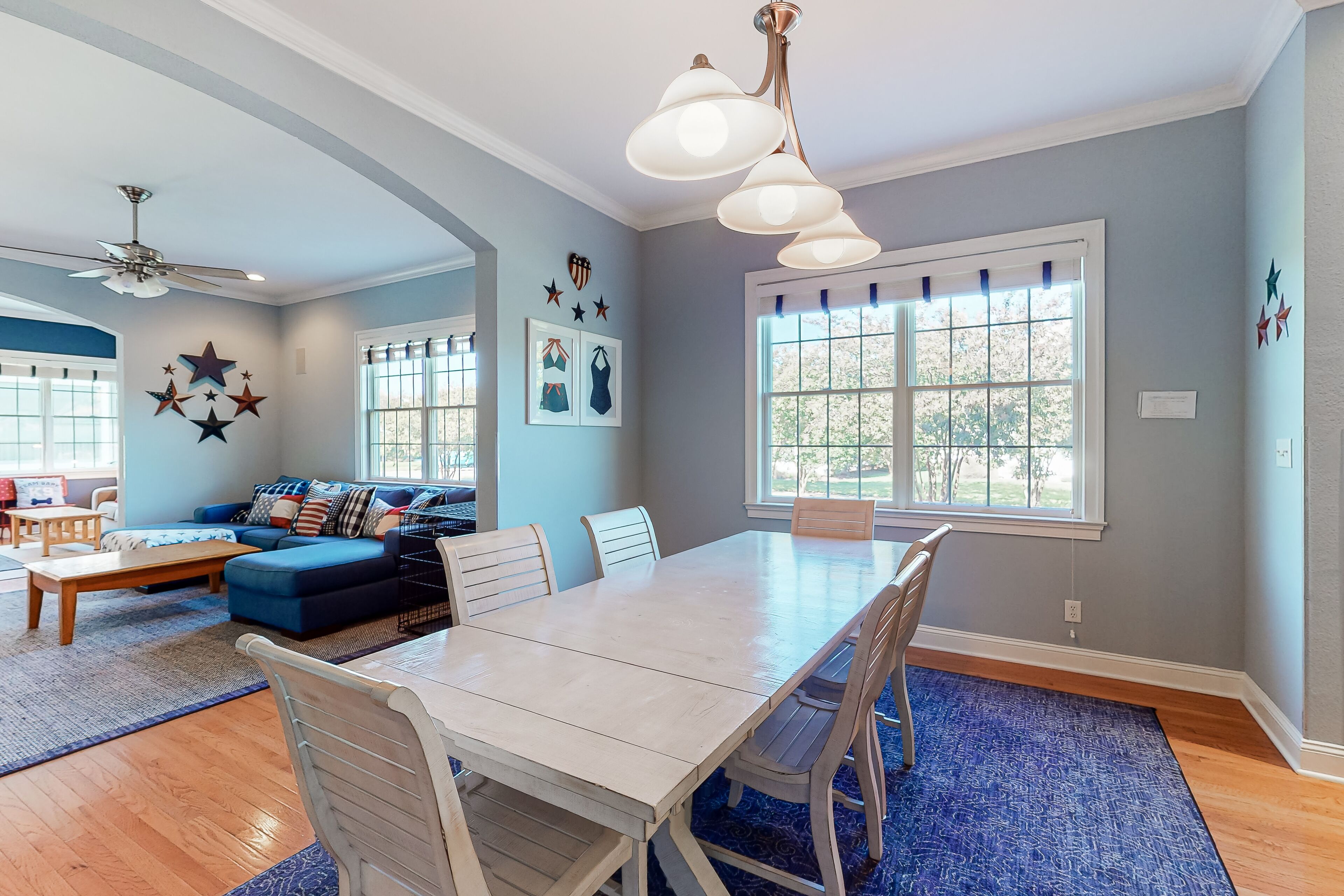 Bayside Resort house w/ tennis/basketball court, shared sauna, & board games