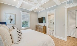 Rumah, 4 kamar tidur | 4 kamar tidur, setrika/meja setrika, dan seprai linen