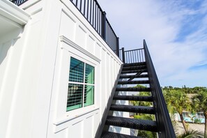 House, 4 Bedrooms | Exterior