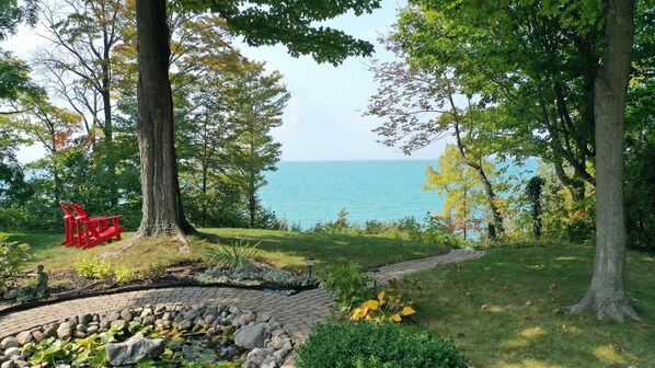 Property grounds - A Cozy Christmas by the Lake: Bayfield Bliss (Bayfield)