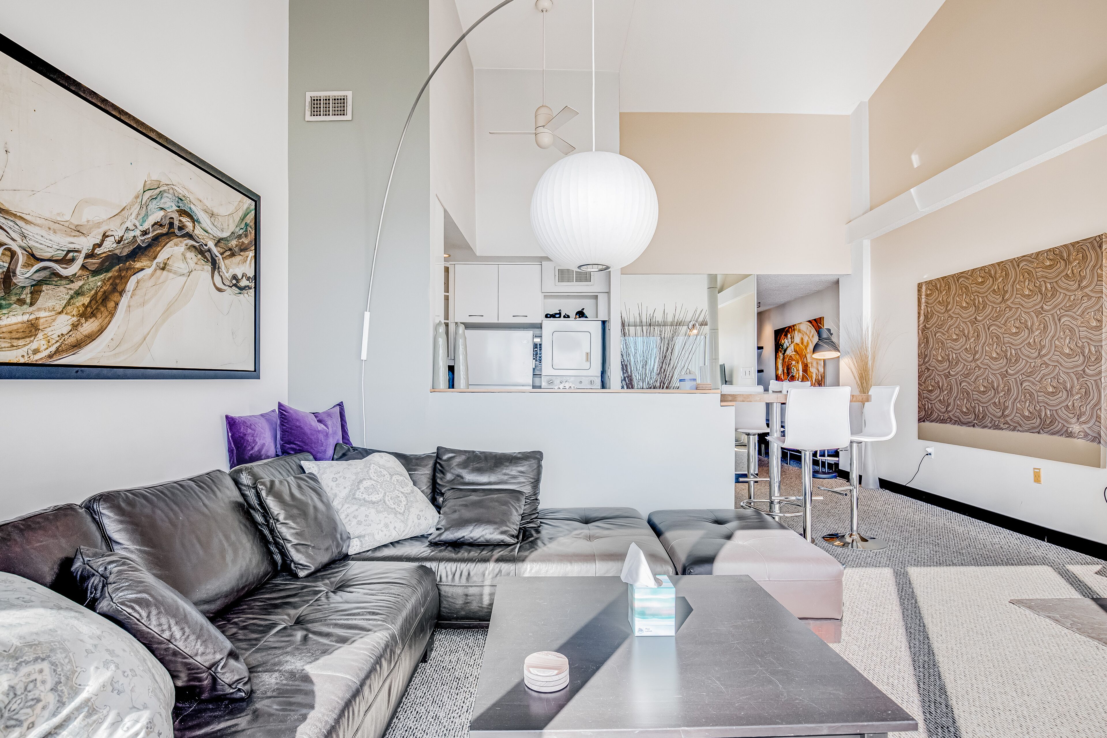 Sea Colony 9th-Floor Condo with Ocean View, Elevator, and Shared Sauna/Gym