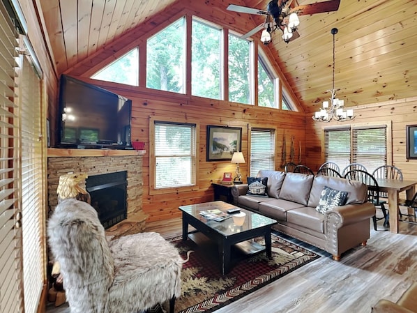 Studio (3 Bedrooms) | Property amenity - Highpoint Escape by Jackson Mountain Rentals (Gatlinburg)