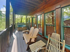 Studio (2 Bedrooms) | Property amenity