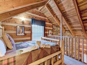 Studio (2 Bedrooms) | Property amenity - Fox Den by Jackson Mountain Rentals (Gatlinburg)