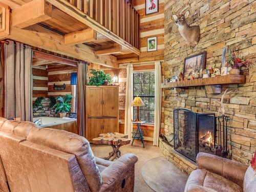 Fox Den by Jackson Mountain Rentals