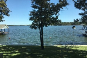 Beach - Beautiful gated lakefront home built im 2020 (Mabank)