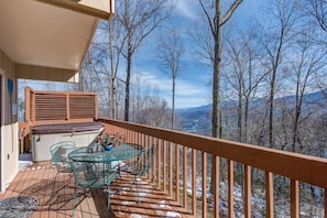 Cabin (God's View) | Balcony