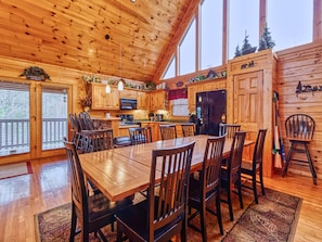Studio (5 Bedrooms) | Property amenity