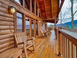 Studio (5 Bedrooms) | Property amenity - Gatlinburg Getaway by Jackson Mountain Rentals (Gatlinburg)