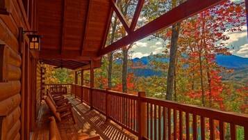 Studio (5 Bedrooms) | Property amenity