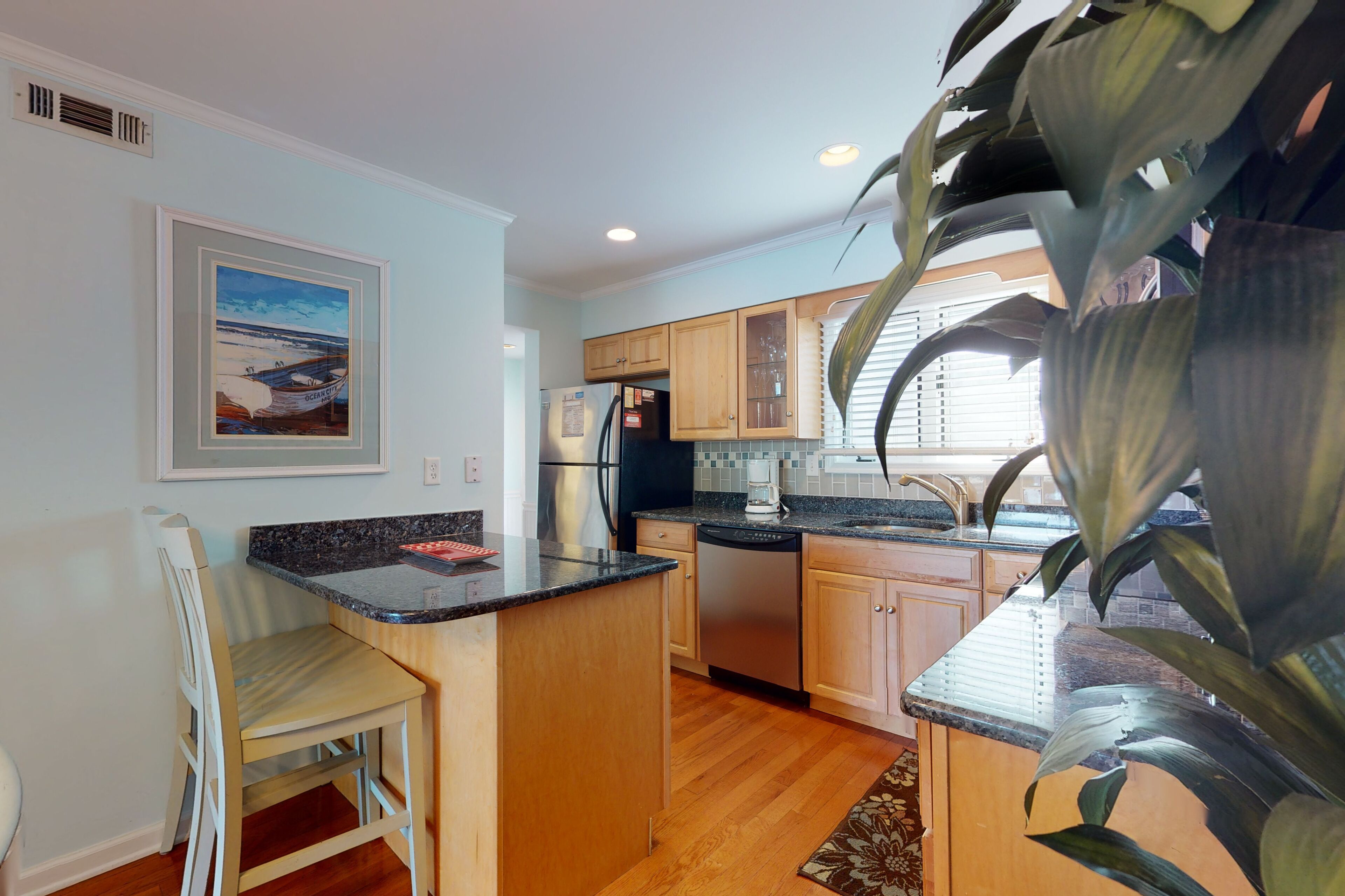 Sea Colony Tennis 1st-floor condo with sauna & gym