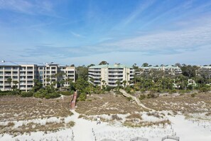 Exterior - Beachfront Getaway in Palmetto Dunes • Complex Pool, Balcony & Sunrise Views (Hilton Head Island)