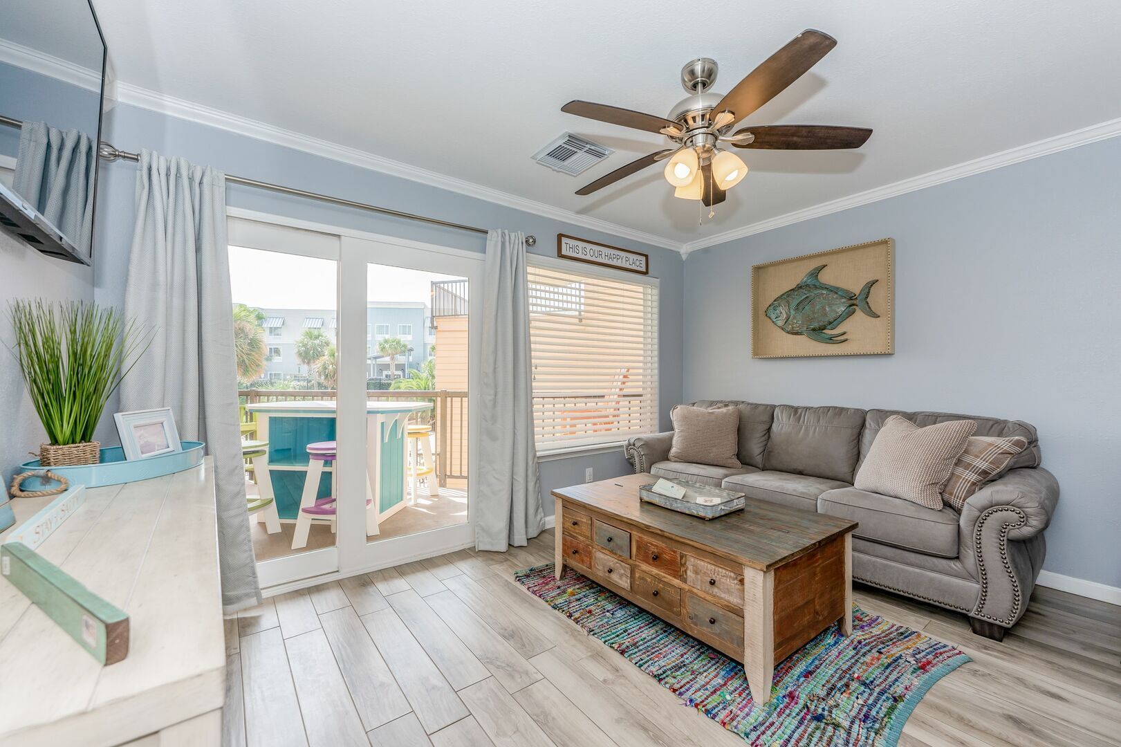 Permanent Layover, 1 Bed 1 Bath, Sleeps 6, Great Pool at Maravilla