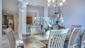 Dining - Family Home w/ Large Screened Porch | Pool/Spa, Bikes (Hilton Head Island)