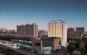 Exterior - Holiday Inn Express Suzhou Dushu Lake by IHG (Suzhou)