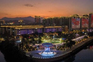 Unclassified image, 3 of 22, button - JiFeng Hotel (Dehua Cidu Avenue) (Quanzhou)