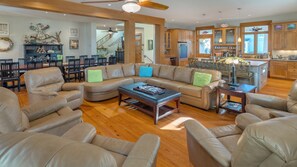 Smart TV, fireplace, table football, offices