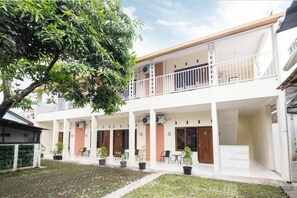 Exterior - OYO 2914 Teratai Guest House (Pogung Lor)