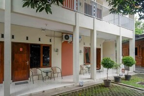 Exterior - OYO 2914 Teratai Guest House (Pogung Lor)